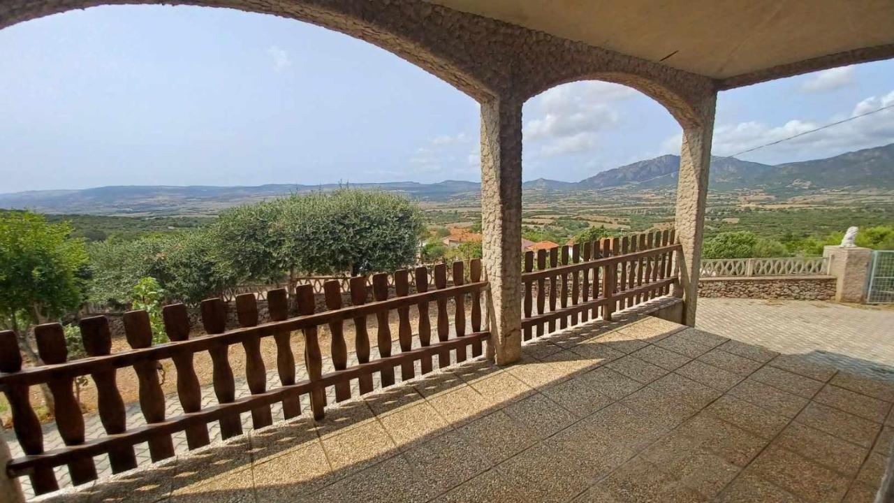 La Casa Nella Natura Villa Perfugas Eksteriør bilde